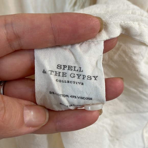 Spell and gypsy collective Loves Me Not Blouse Cream - Picture 5 of 8
